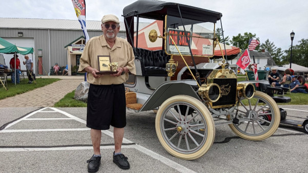 Yoder People's Choice Car Show.jpg