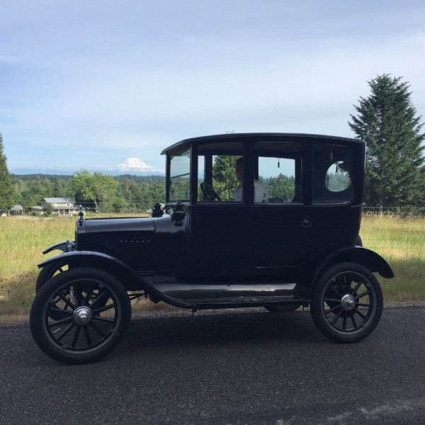 Centerdoor with Mountain.JPG (105.07 KiB) Viewed 8916 times Centerdoor with Mountain.JPG