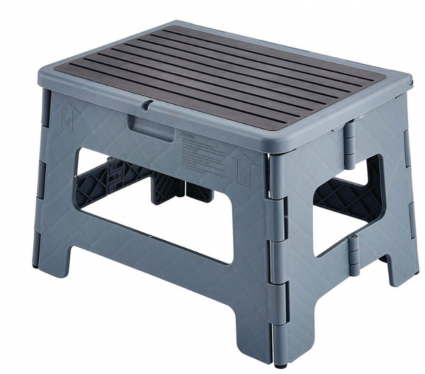 FRANKLIN One-Step Folding Stool 1.png