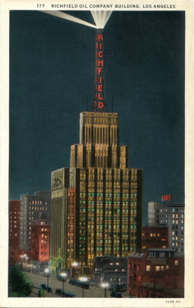 richfieldbuildingatnightpc.jpg